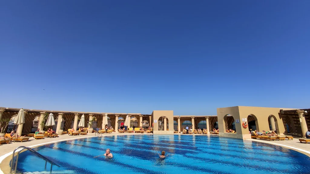 الفندق ثرى كورنرز أوشن فيو - الجونة